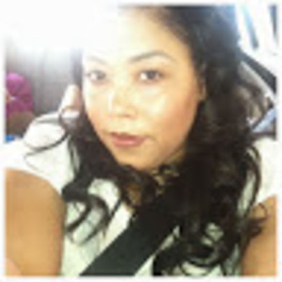 Meet your Posher, Neria - Picture 1 of 1